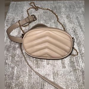 Beige purse